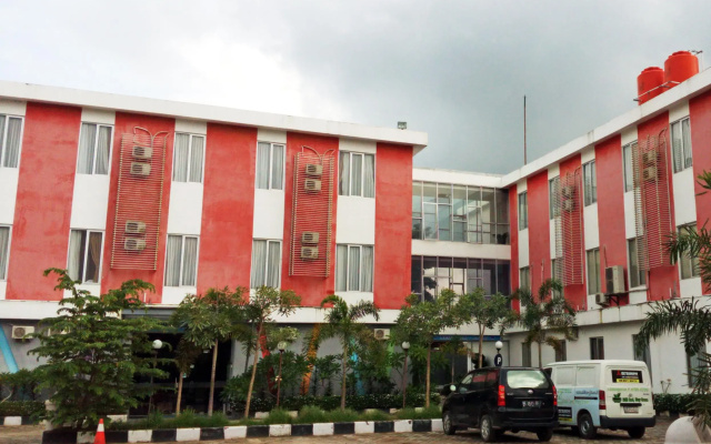Le Man Hotel Lampung