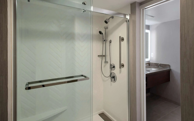 Embassy Suites by Hilton Bethesda Washington DC