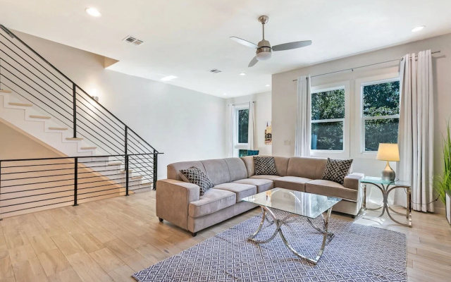 Bienville Townhouse on a Gated Campus