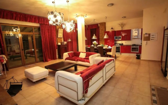 Sani Villa Lili 5