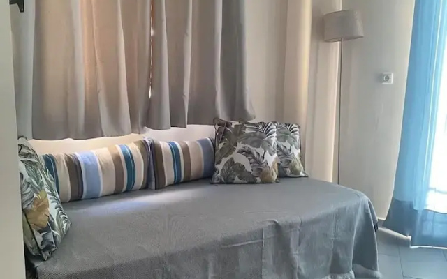 Arethousa Urban View - Chalkida s Cozy Nest