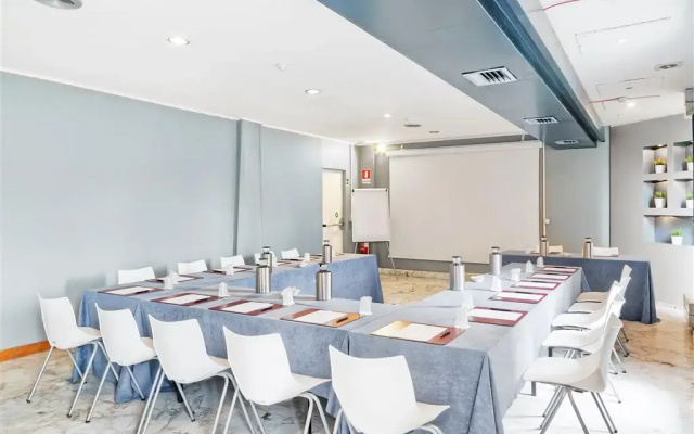 Отель Italiana Hotels Florence