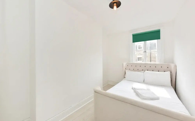 Bond Street Apartments