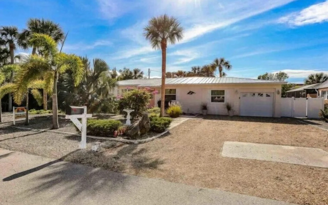 4870 Coquina Rd