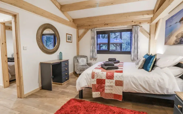 Lady Bagots Cabin