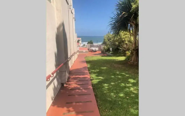 Ocean View at 23 la Crete Sands Uvongo