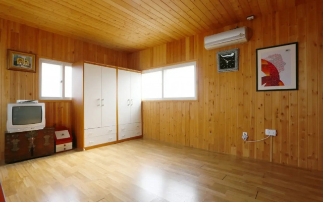 Pocheon Rose Garden Pension N Caravan
