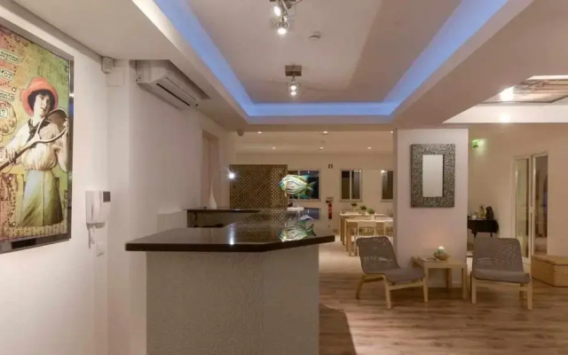 Villa 8BD W private pool Tennis courts e Putt