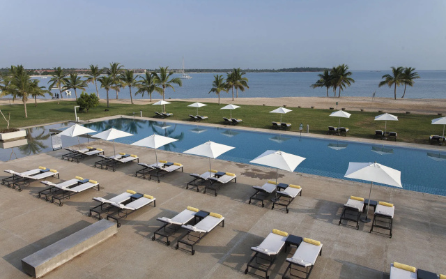 Курортный отель Amaya Beach Pasikudah