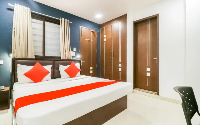 OYO 69611 Hotel Mannat