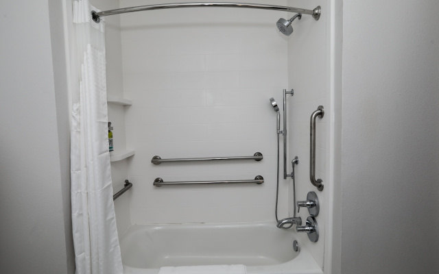 Holiday Inn Express : Hillsboro I-35 by IHG