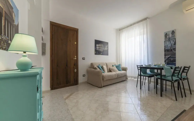 San Giovanni Apartment with Balcony