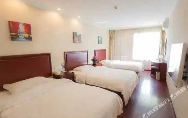 Yantai LanGe Business Hotel