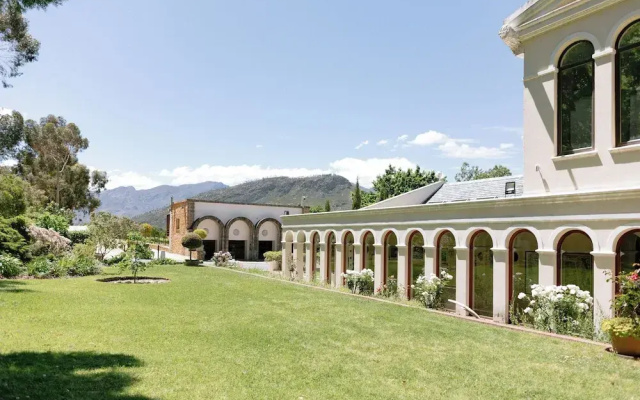 Manor House at La Roche Estate - Franschhoek