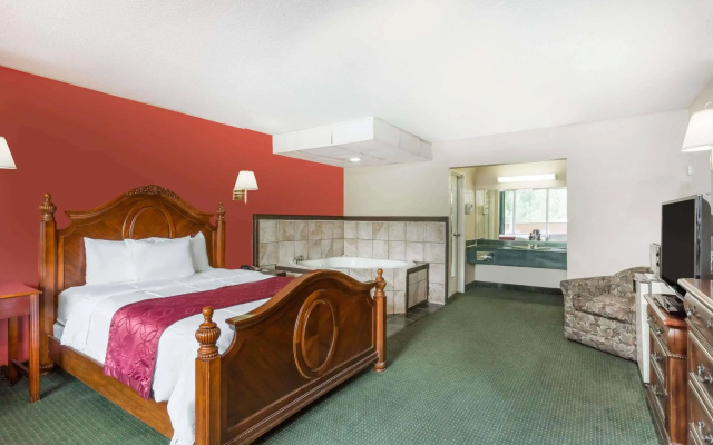 Ramada by Wyndham Roanoke