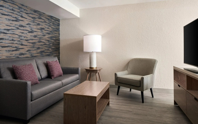 Sheraton Richmond Airport Hotel
