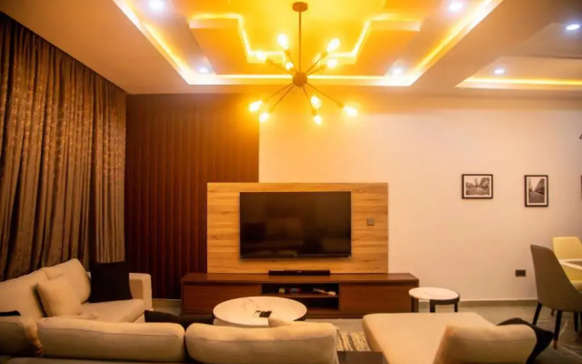 Historia Mews, 4 Bedroom Town House with Pool