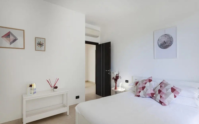Shelley Apartments - Waves by Wonderful Italy