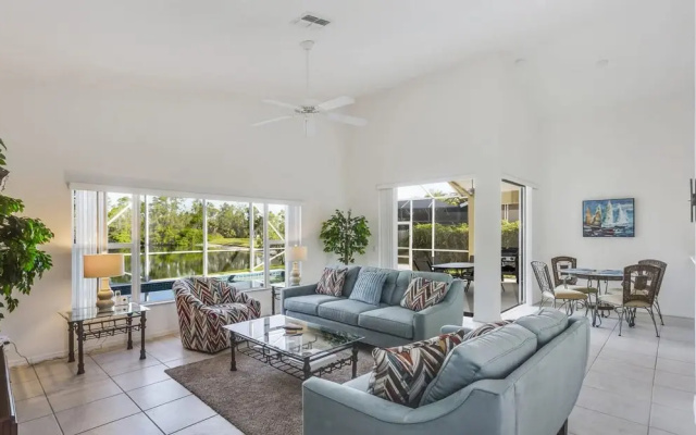 Naples Area Executive Homes
