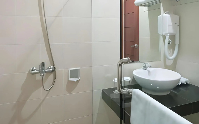Bella Hotel Surabaya