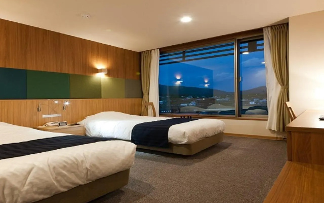 Capital Hotel 1000