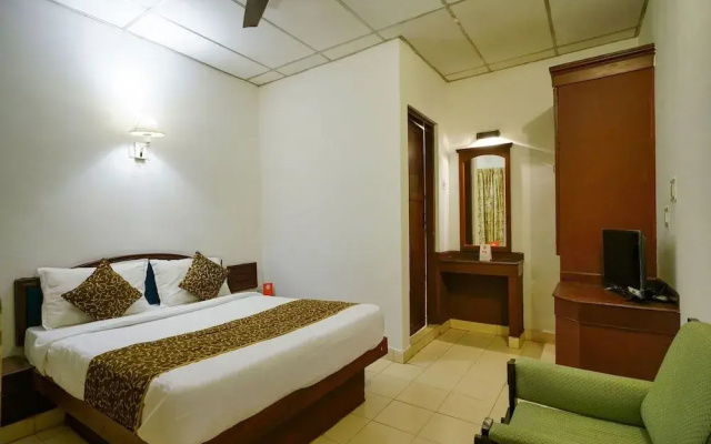 OYO 15510 Chandana Annexe