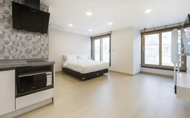 Yeosu Yeosuya Hostel Pension