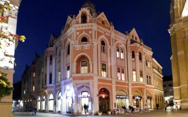 Downtown Hostel Novi Sad Нови Сад вид на фасад