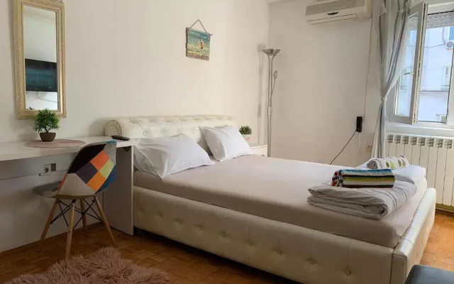 Sunrise Apartment