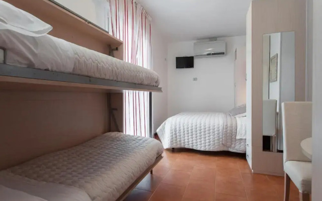 Hotel Airone