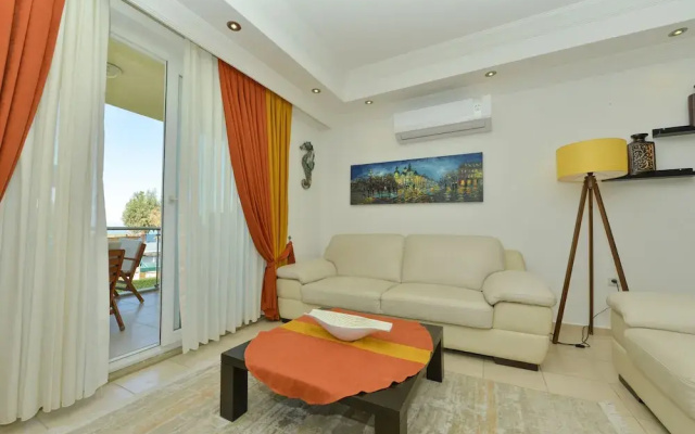 Saros Apartments