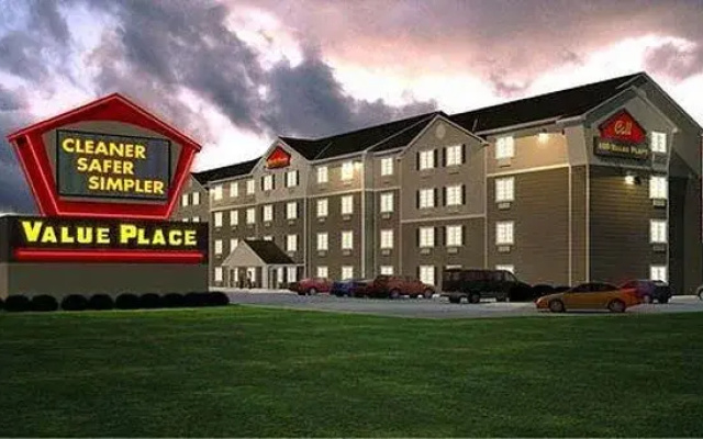 WoodSpring Suites Macon North