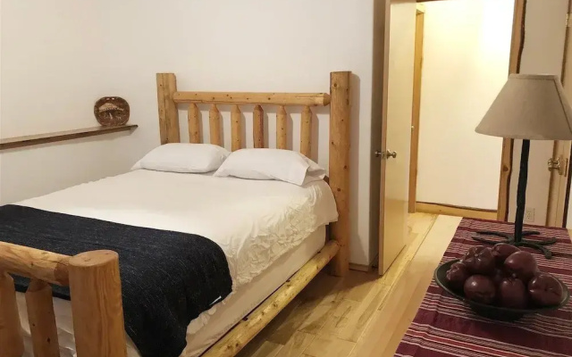 Bear Hideaway
