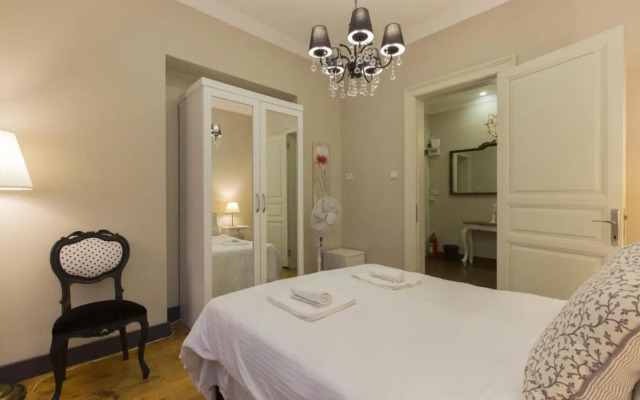 Flats In Galata