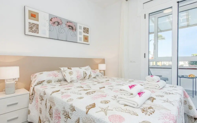 Spacious Apartment in Empuriabrava With Private Garden