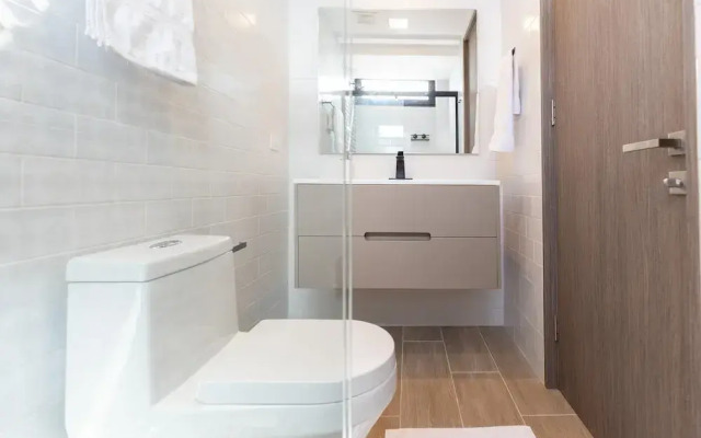 The Travelers Condo by Acomodo