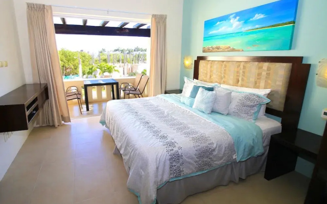 Luna Maya? Beautiful 2BR Beach Condo By Select
