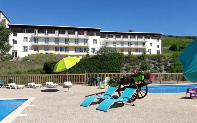 Residence Fleurs D'Aubrac