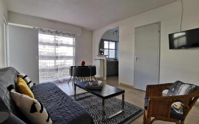 Grand Studio de 33m² a 300m Des Plages (Adults Only)