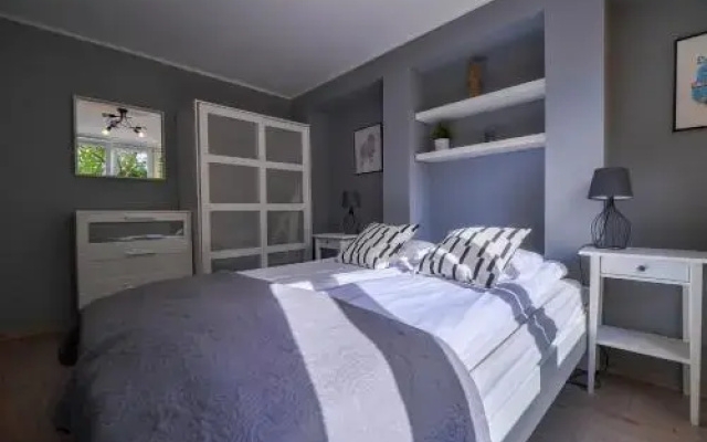CITYSTAY Partyzantow Apartment