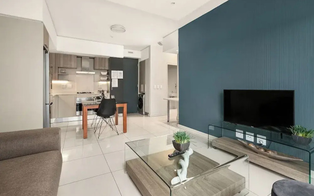 Easy Stay - The Tyrwhitt