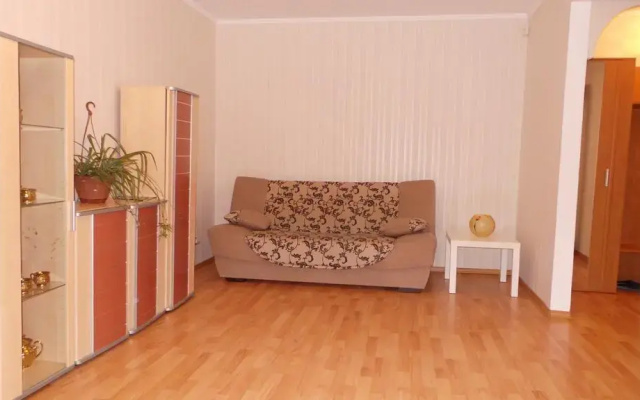 Apartamenti Proletraskaya 75