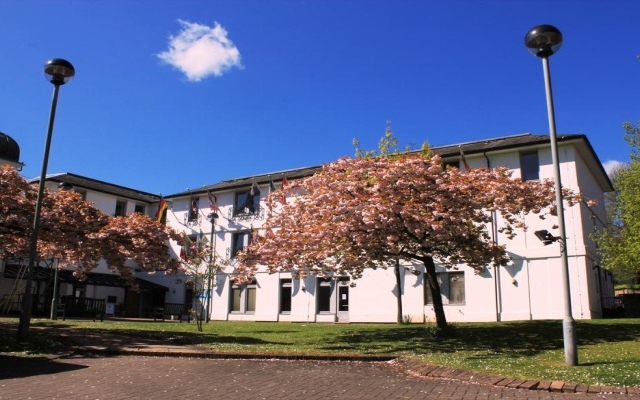 Pax Lodge Hostel Лондон вид на фасад