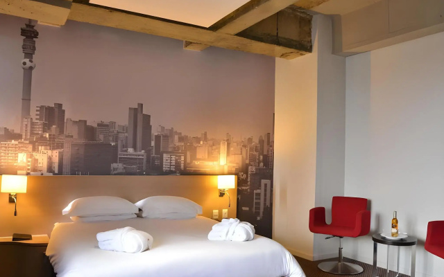 Reef Hotel