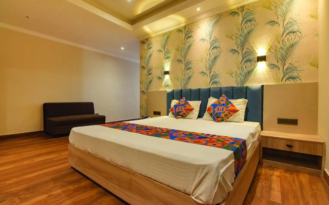 FabHotel Clive Regency Lovelock