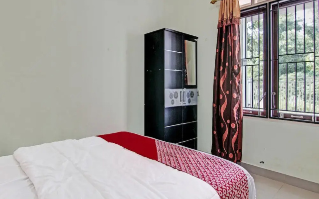 OYO 91642 Fhazel Residence Syariah