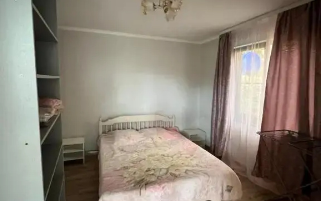 Gostevoj dom, generala Dbar 11