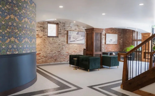 The Chandler Hotel