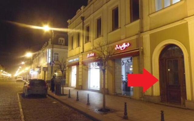 Отель Hostel Shark Грузия, Тбилиси - отзывы, цены и фото номеров - забронировать отель Hostel Shark онлайн вид на фасад