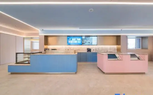 HanTing Hotel (Yichun Zhuoyue Wanxiangcheng Beishan Park)